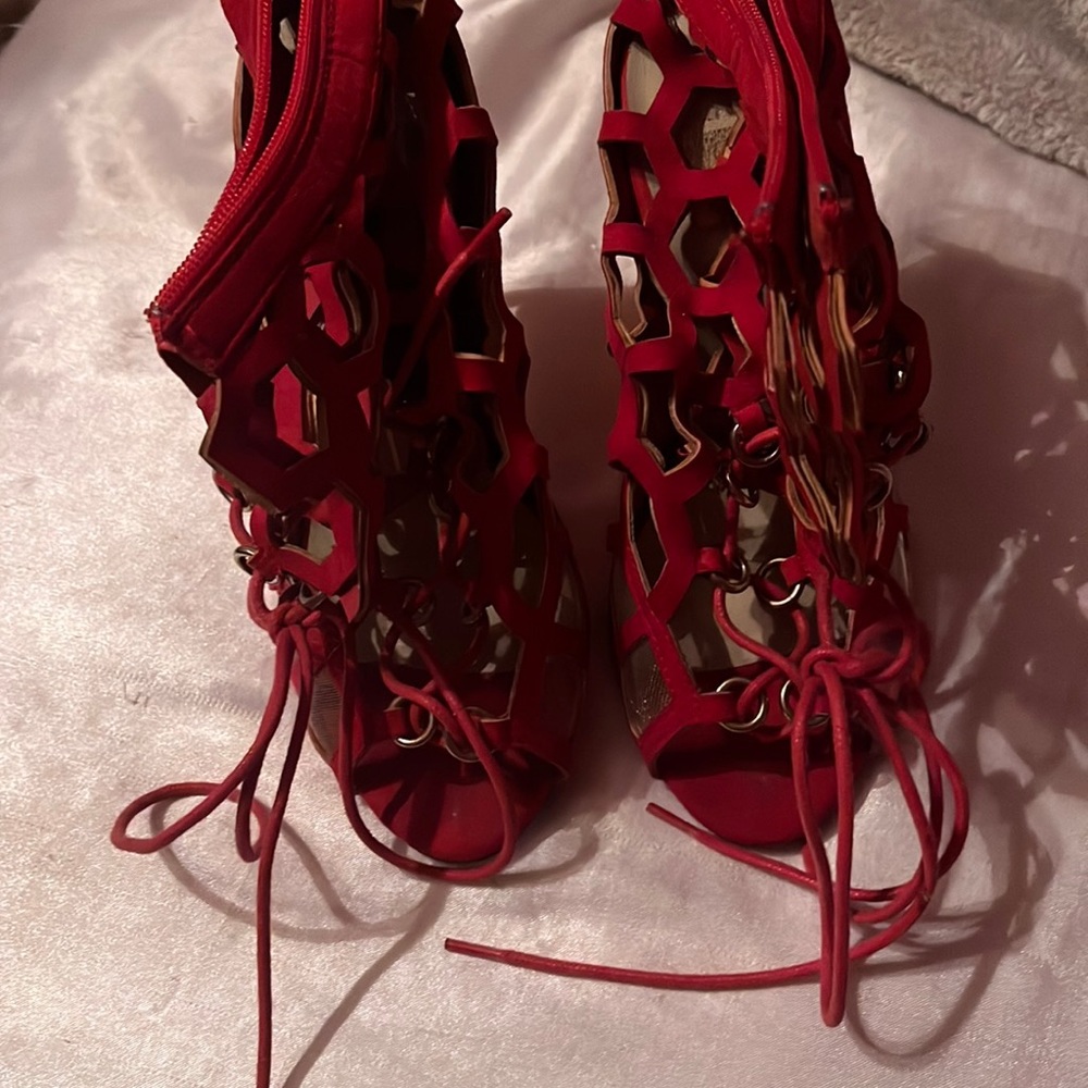 Size 7.5 Red Heels
